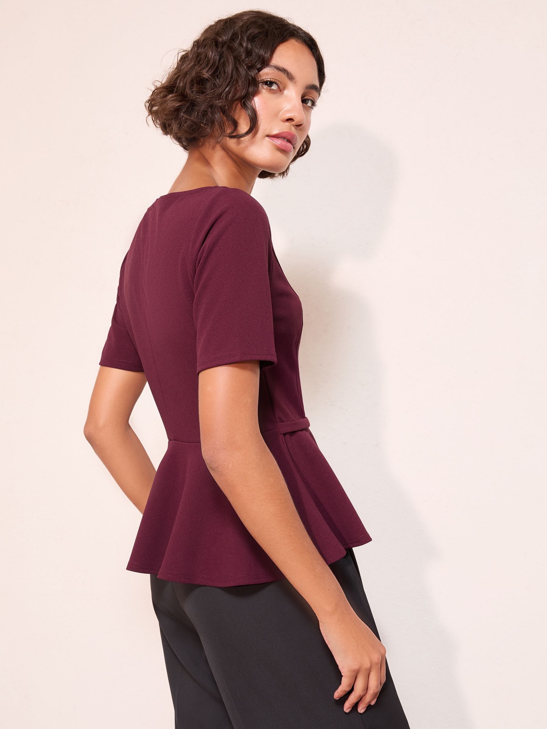 Rood - Friends Like These Snaffle Detail Peplum Top