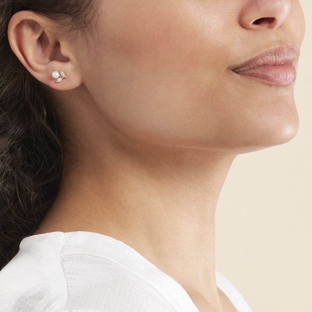 Boucles D'oreilles Puces Frigga Or Jaune Perle De Culture Et Oxyde