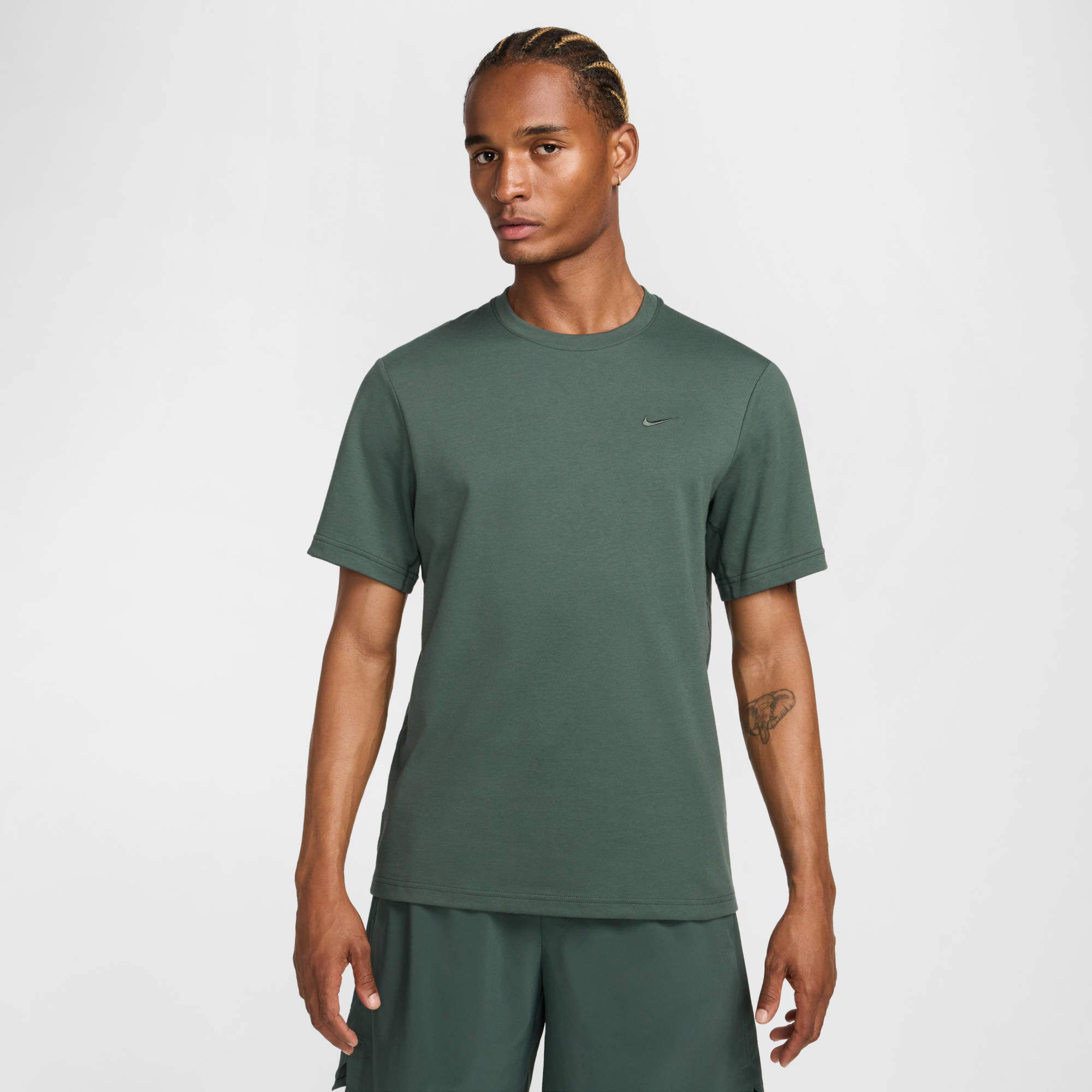 Nike Nike Primary Men"s Dri-FIT Sho