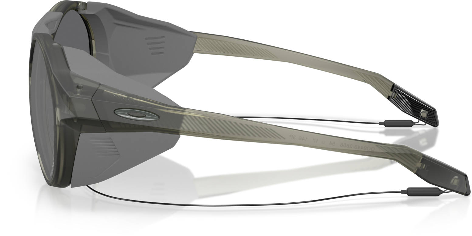 Oakley Clifden Latitude Collection
