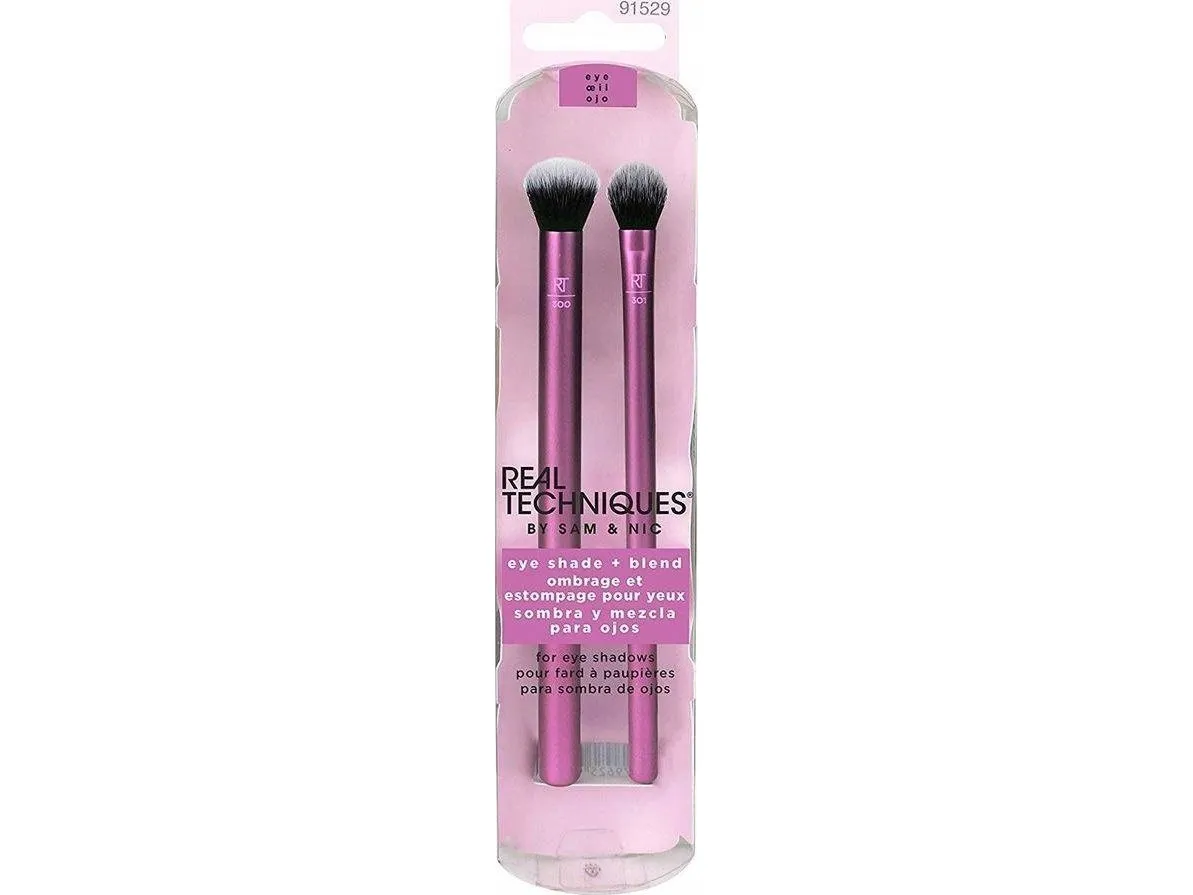 Real Techniques Eye Shade   Blend – Shadow Brush   Blending Brush