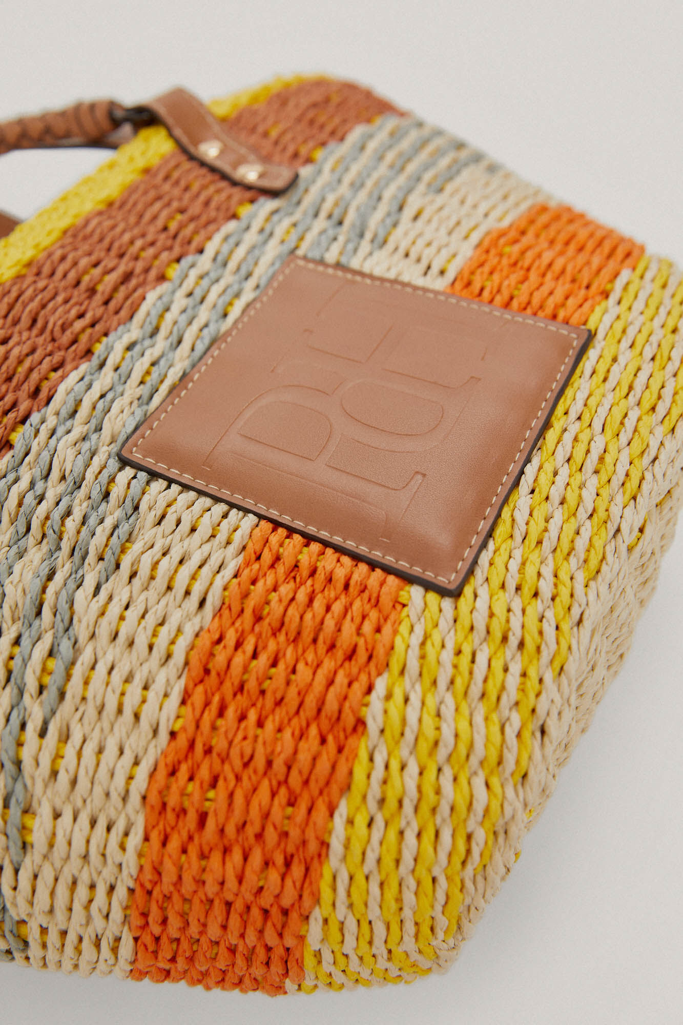 Cesta listrada de ráfia multicolorida - Amarela