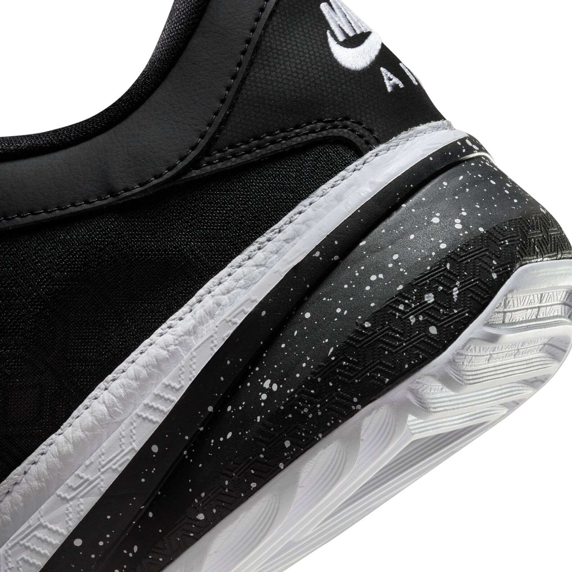 Nike| Herren Basketballschuhe FREAK 5 MADE IN SEPOLIA