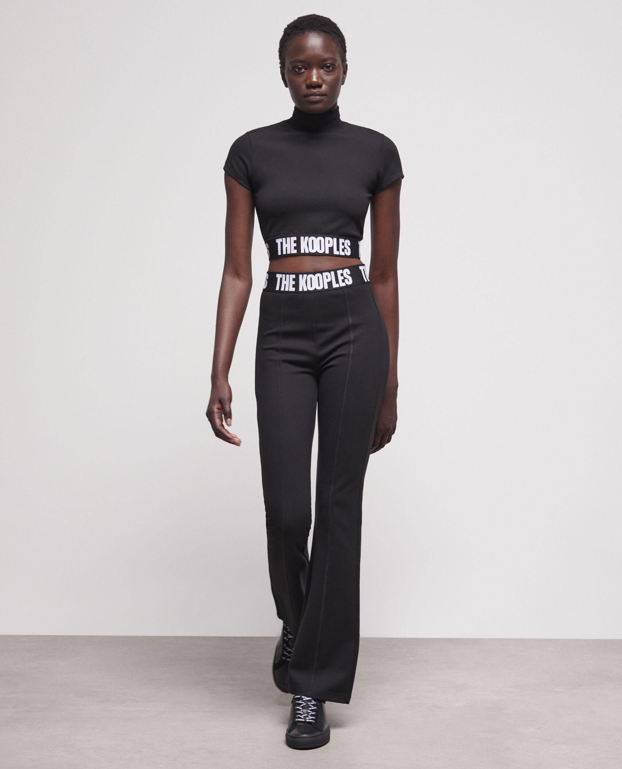 Pantalon flare à logo noir