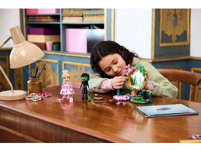 LEGO Elphaba en Glinda figuren (75682)