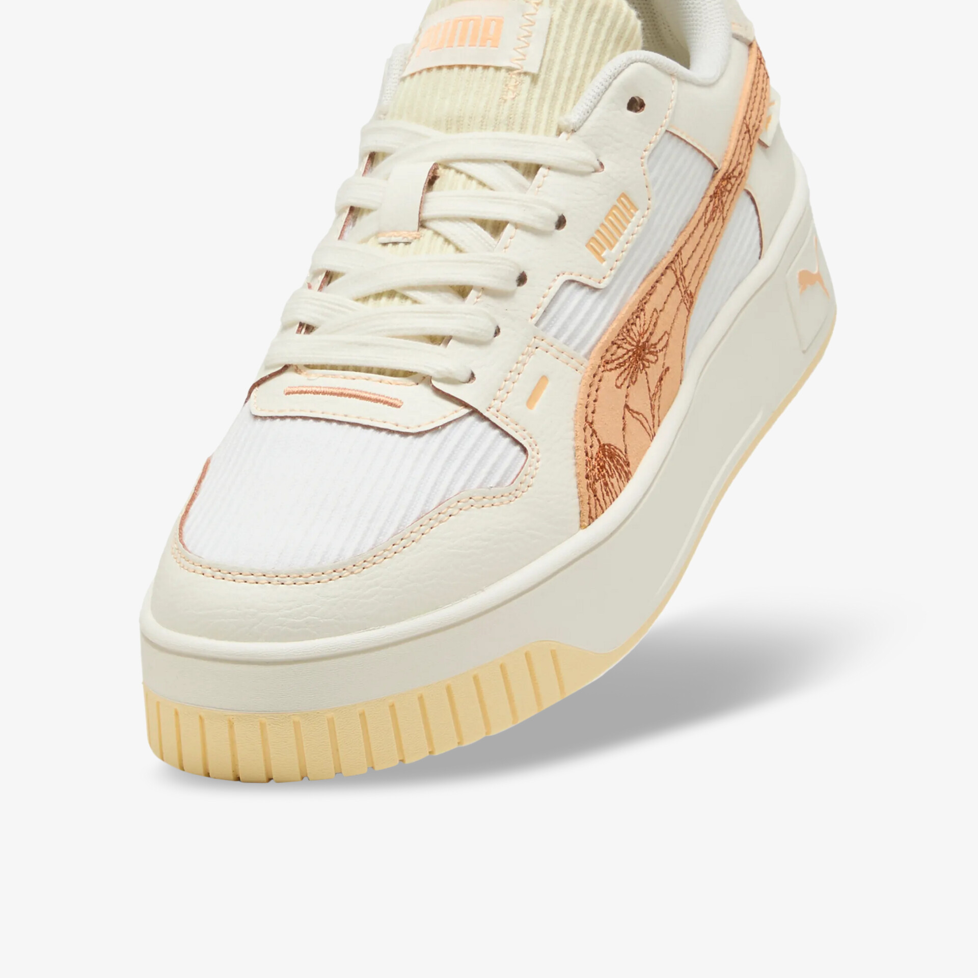PUMA Carina Street Lux Crafted Flowers Damen Plateau Sneaker