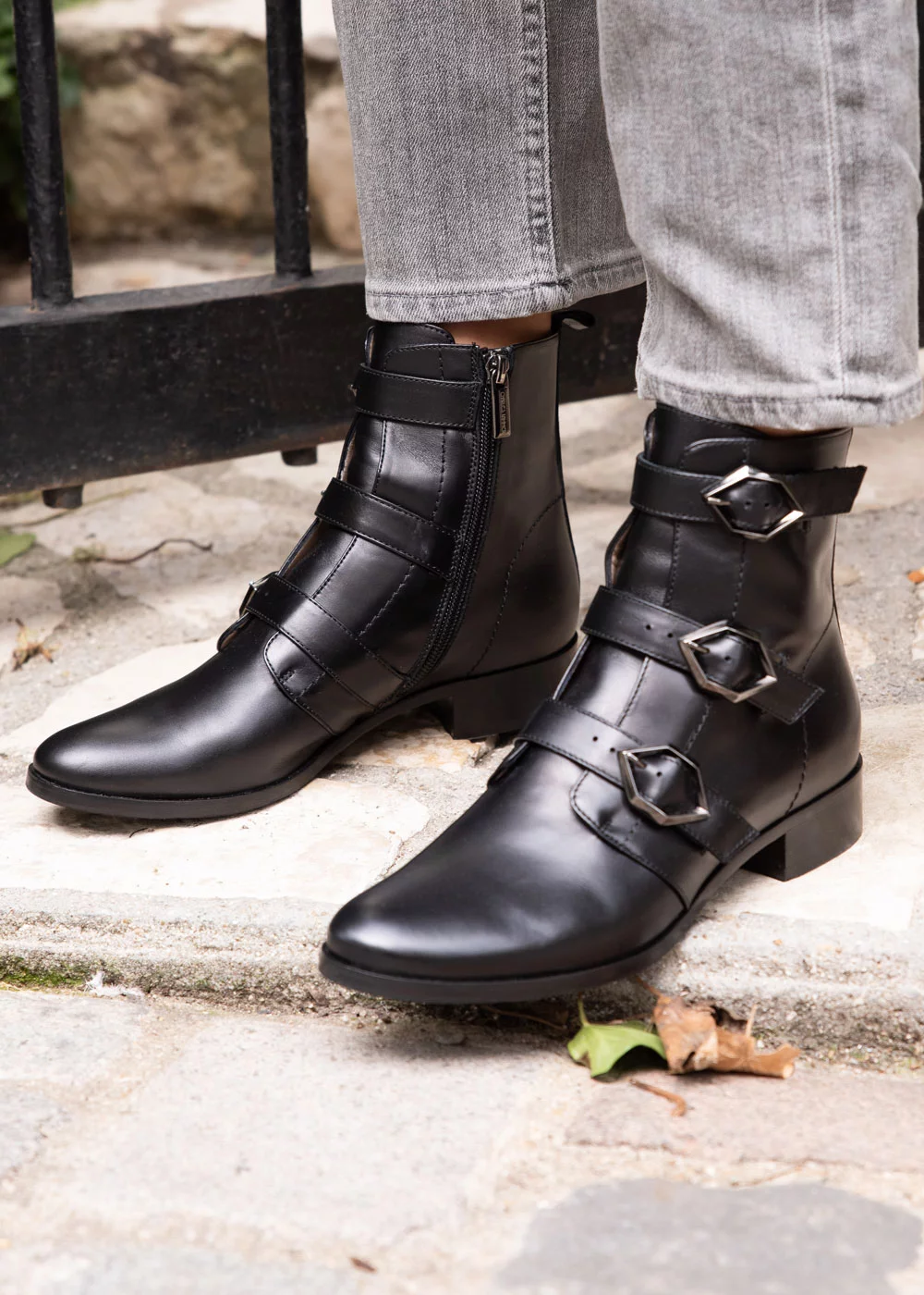 BOOTS SABLIERE CUIR NOIR