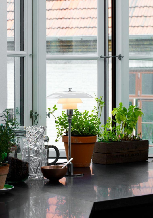 Louis Poulsen PH 2/1 tafellamp LED oplaadbaar chroom