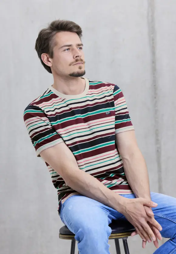T-Shirt mit Streifenmix - putty beige