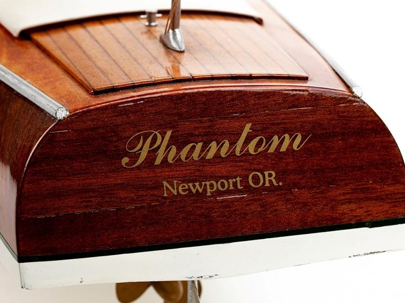 Billing Boats Bausatz Rennboot Phantom, 690 mm 1:15 Modellbausatz eines klassischen amerikanischen Runabout Boots