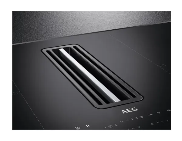 AEG - CCE84751CB - INDUKTIONSKOGEPLADE MED EMHÆTTE 83 CM