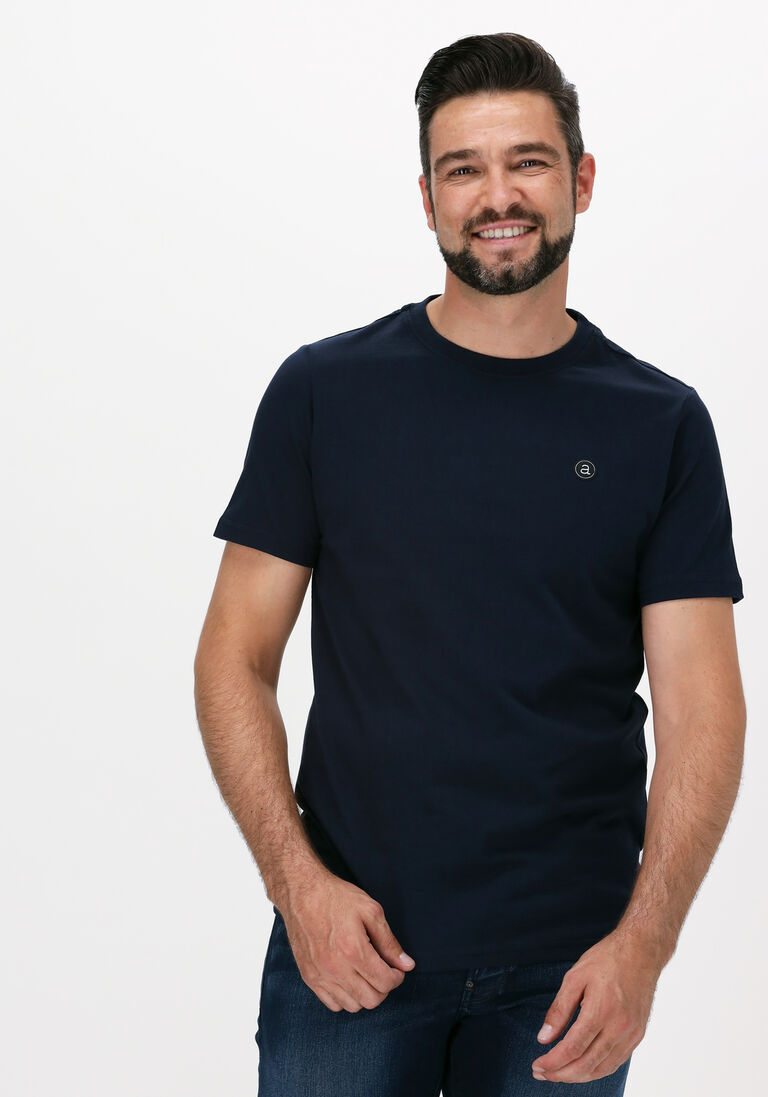 ANERKJENDT donkerblauwe anerkjendt t-shirt akrod noos tee