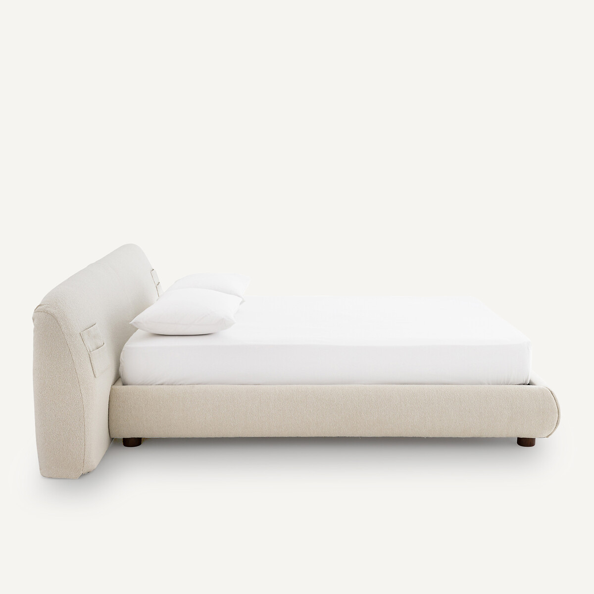 AM.PM<br>Estrutura de cama Nuvole acolchoada de 2 lugares em bouclette