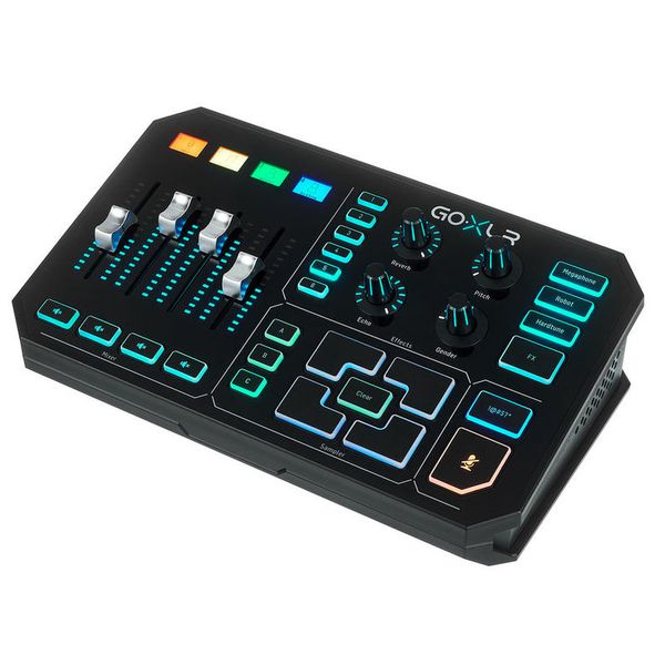 TC-Helicon GO XLR Podcast Bundle