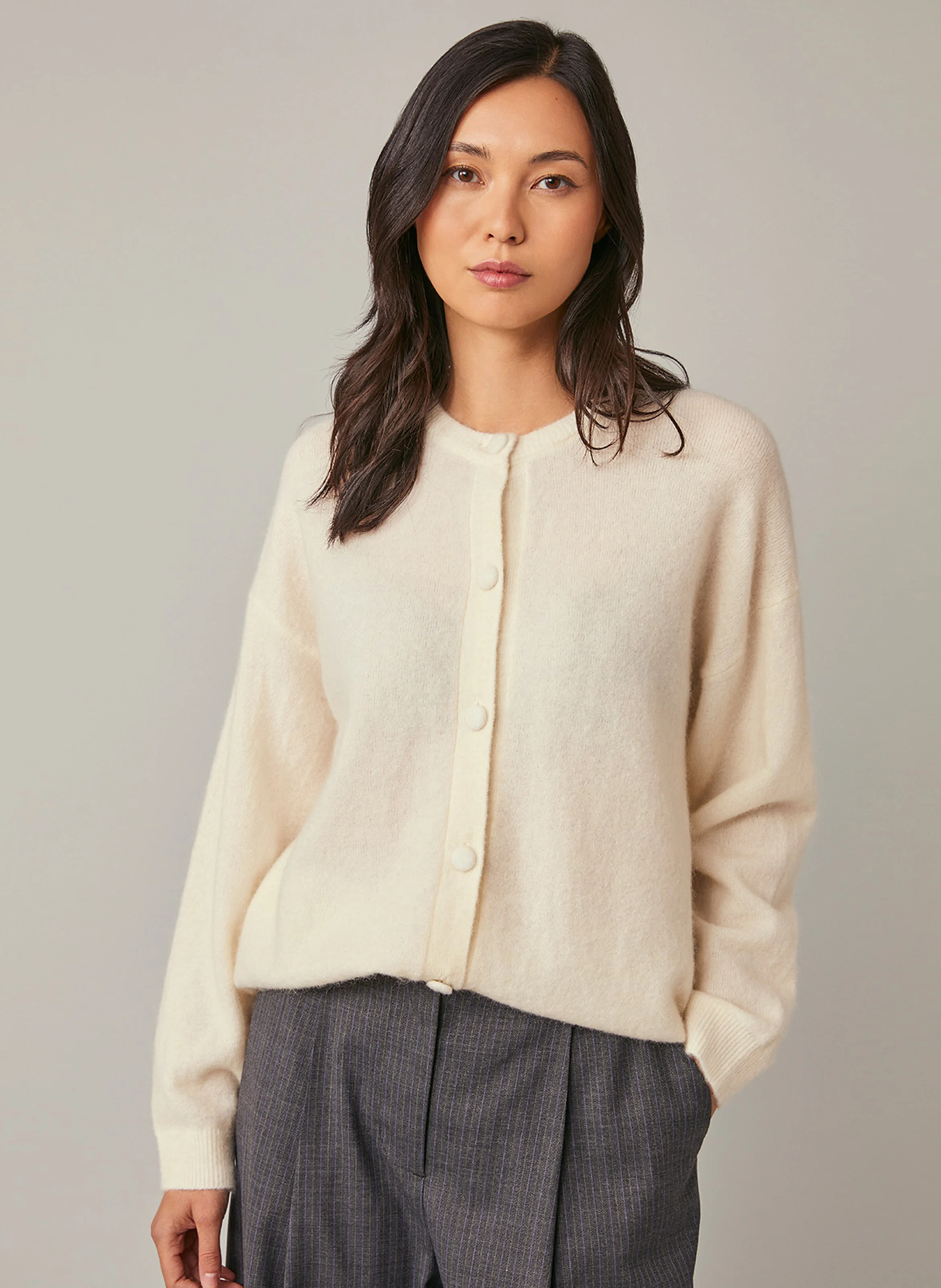 EMMANUELLE - Gilet boutonné en laine mélangé | Blanc