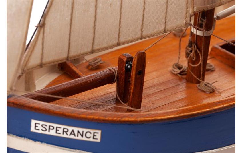 Bausatz Esperance 1:30, 450 mmDetaillierter Modellbausatz eines Fischerbootes