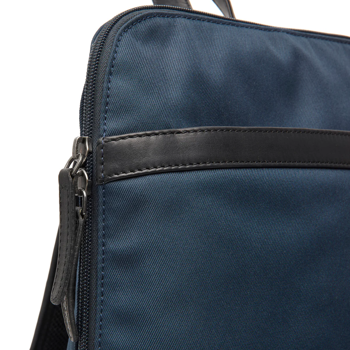 The Chesterfield Brand Nylon Wax Pull Up Rugzak Nesna Navy