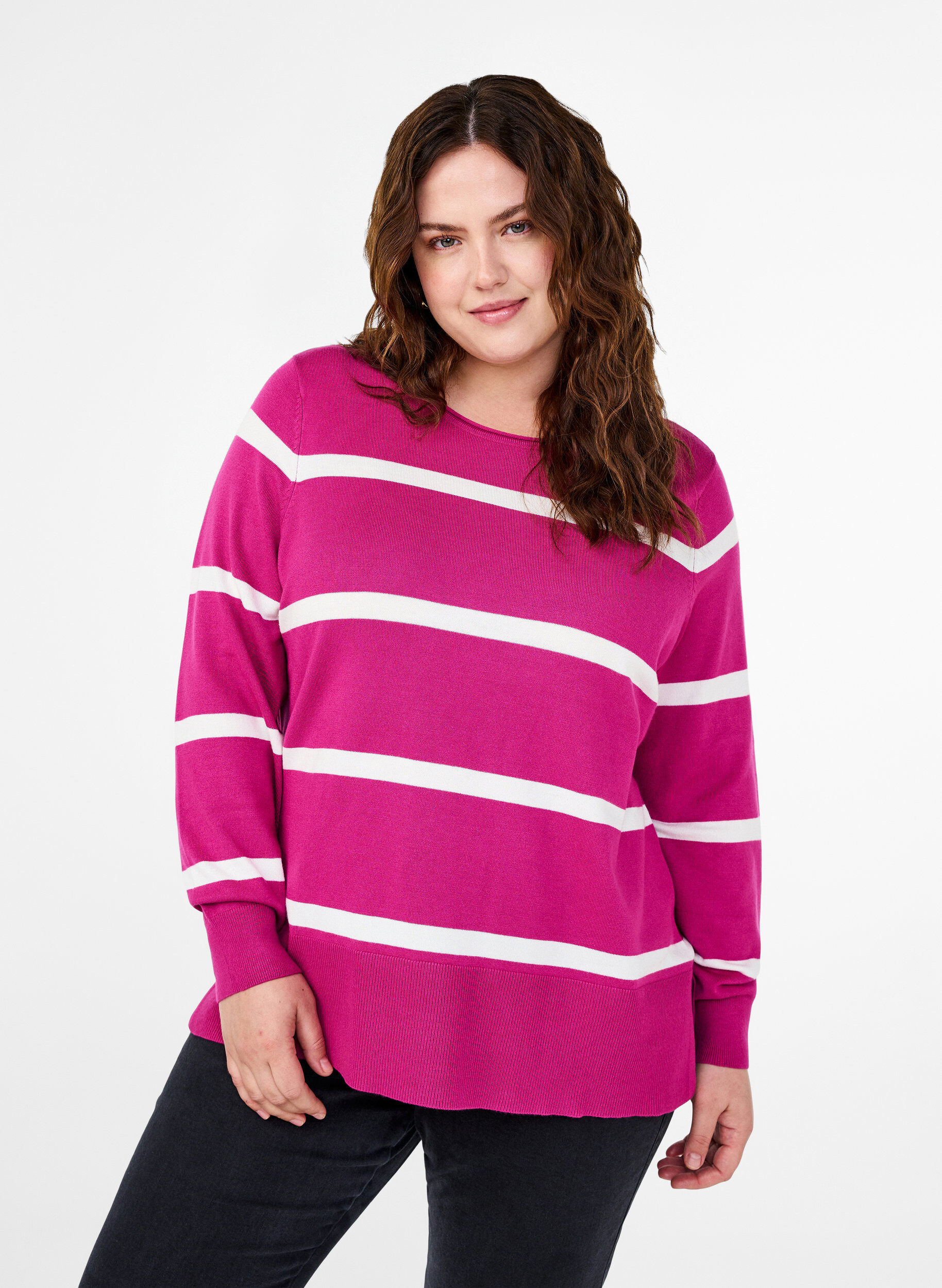 Strikket viskosebluse med striber