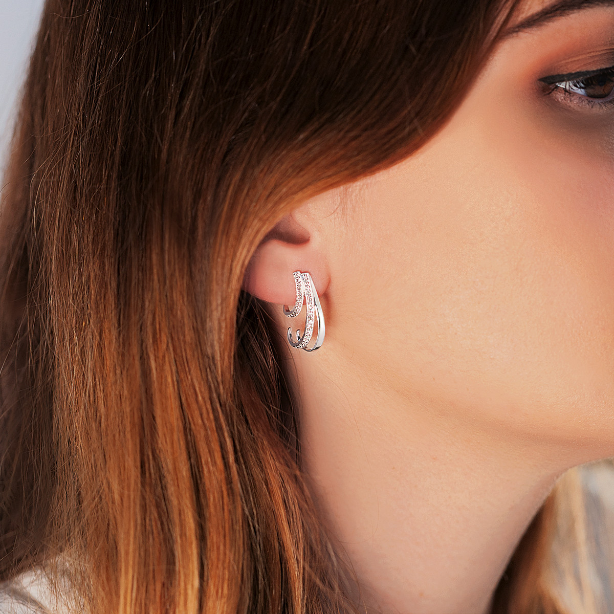 Boucles d'oreilles or 750 blanc diamants