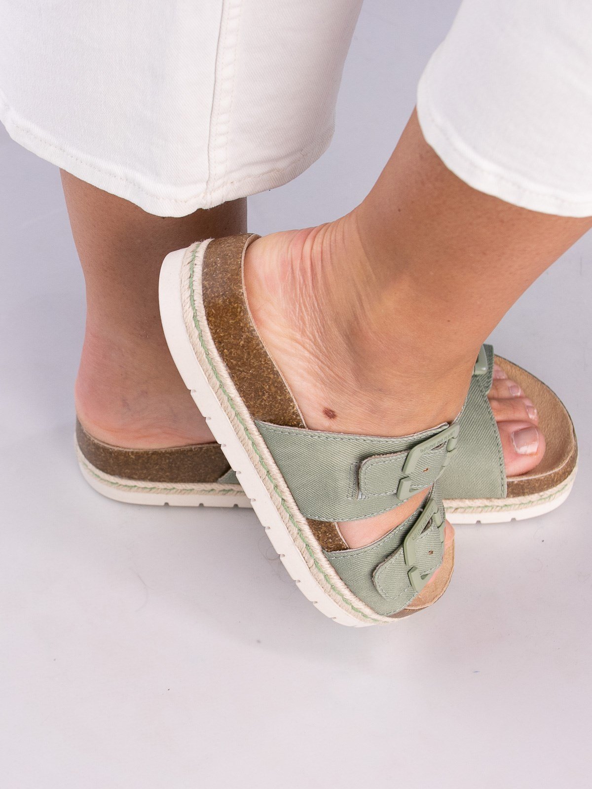 Love Our Planet Iris sandal
