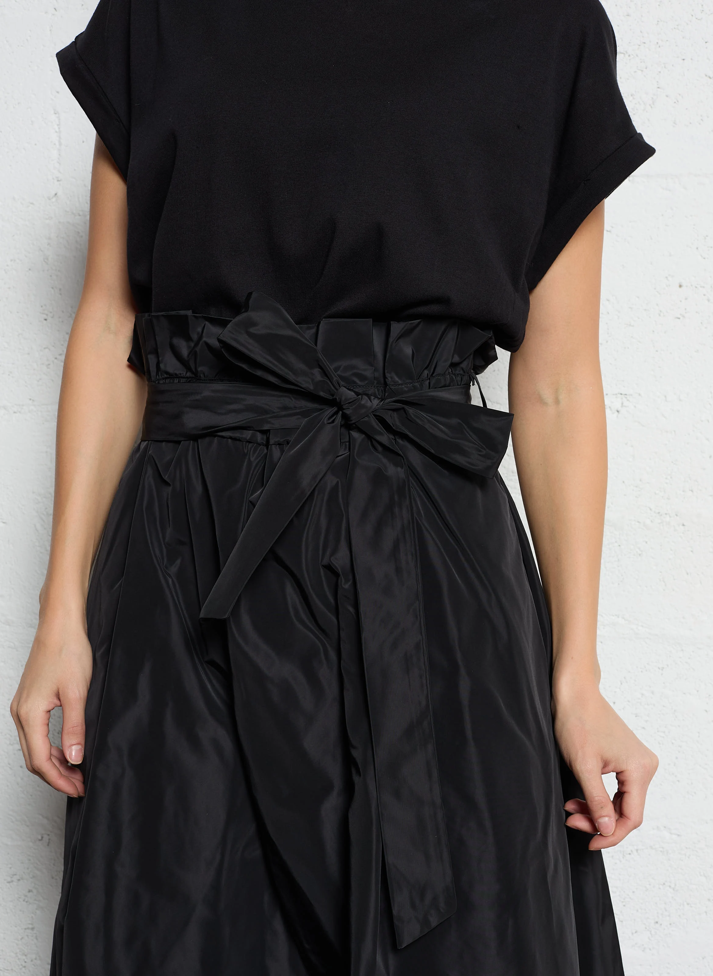 Robe midi ceinturée | Noir