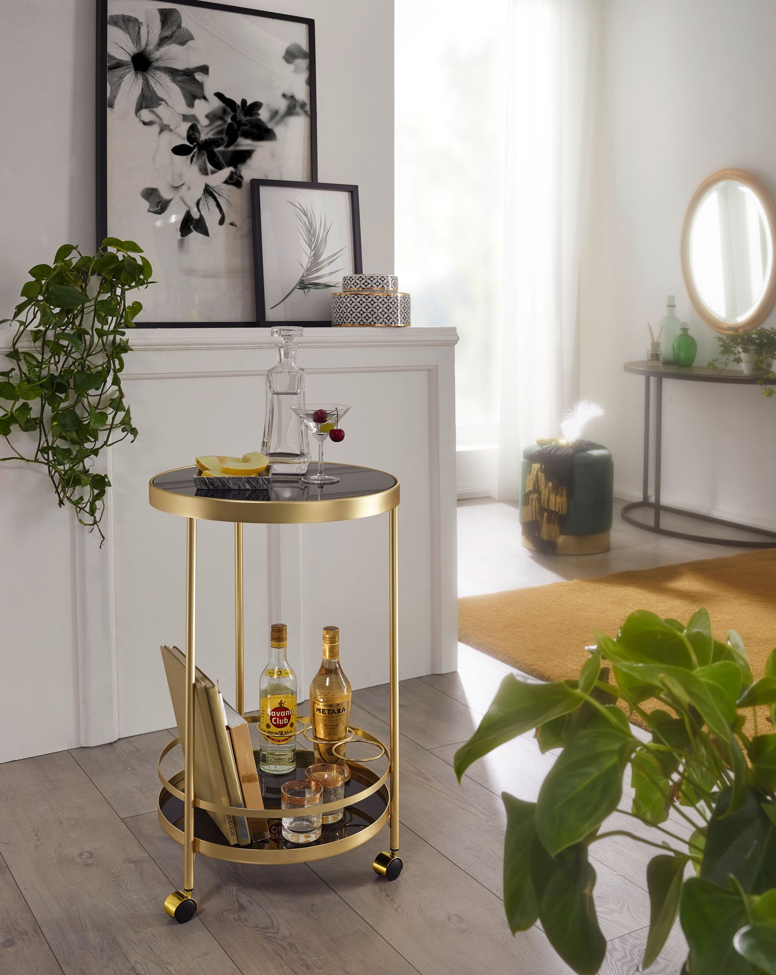 KADIMA DESIGN Goldener Servierwagen mit Retro-Charme und Schwarzem Sicherheitsglas