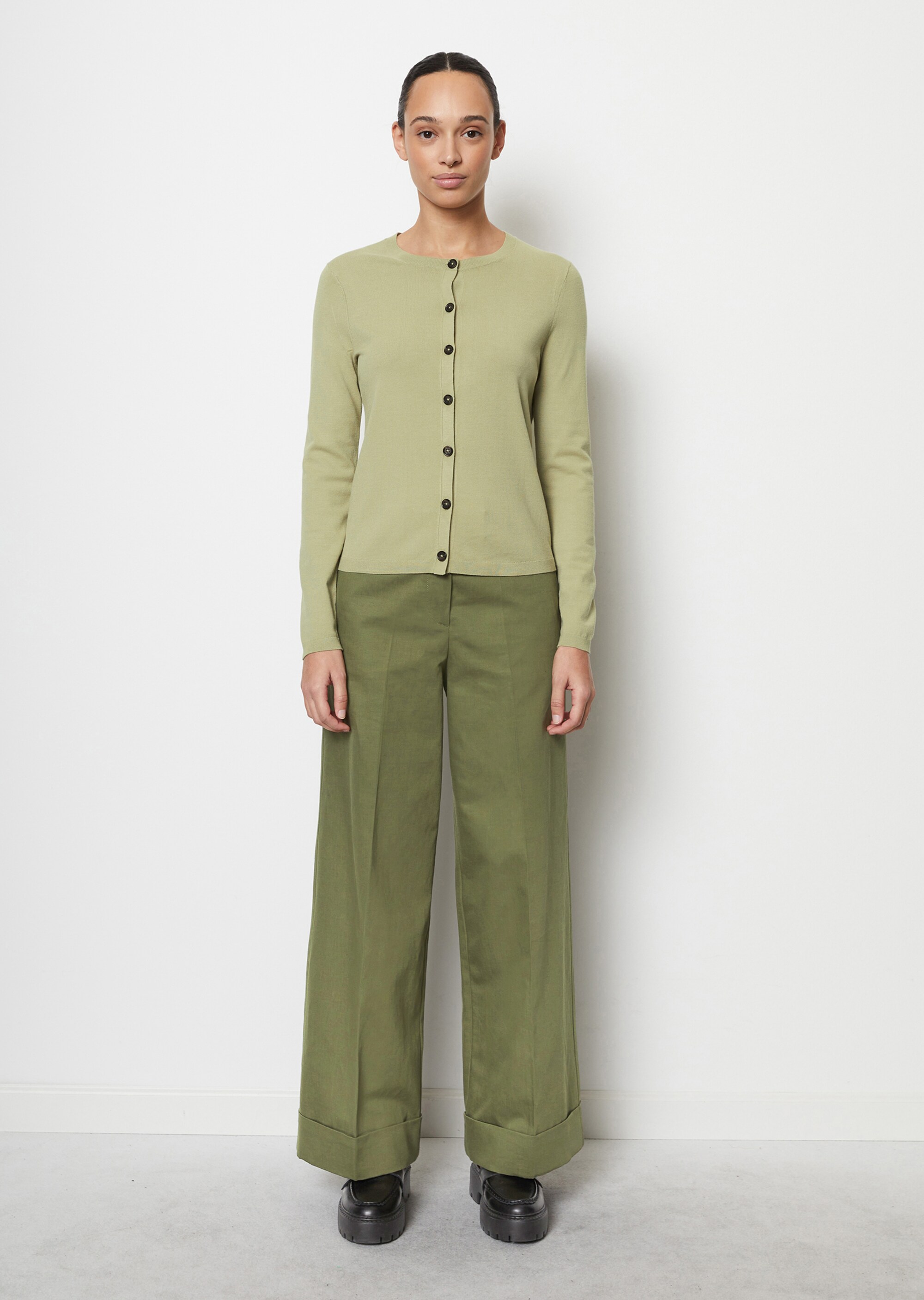 Feinstrick-Cardigan slim aus LENZING™ ECOVERO™