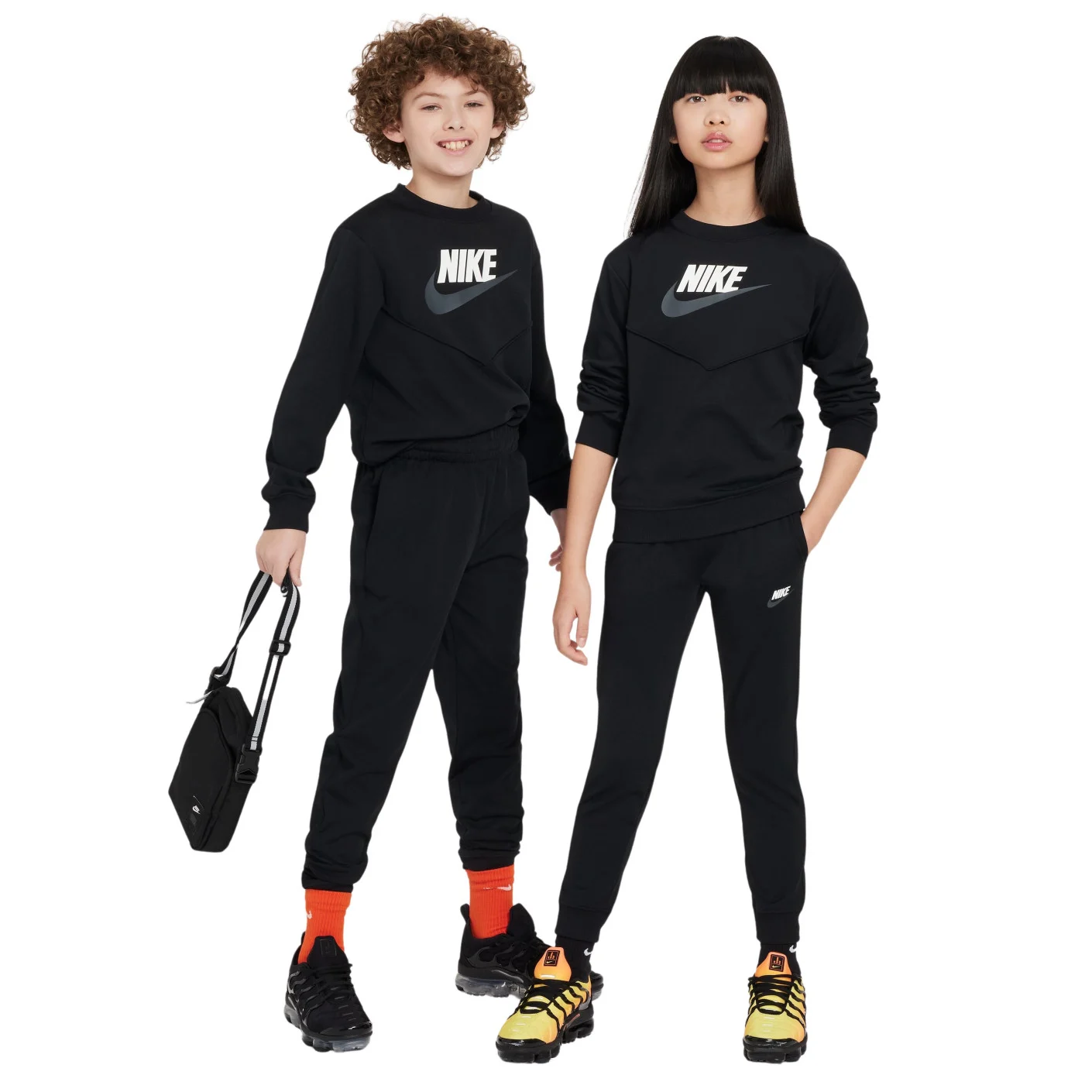 Nike Sportswear Big Logo Crew Trainingspak Kids Zwart Wit Donkergrijs