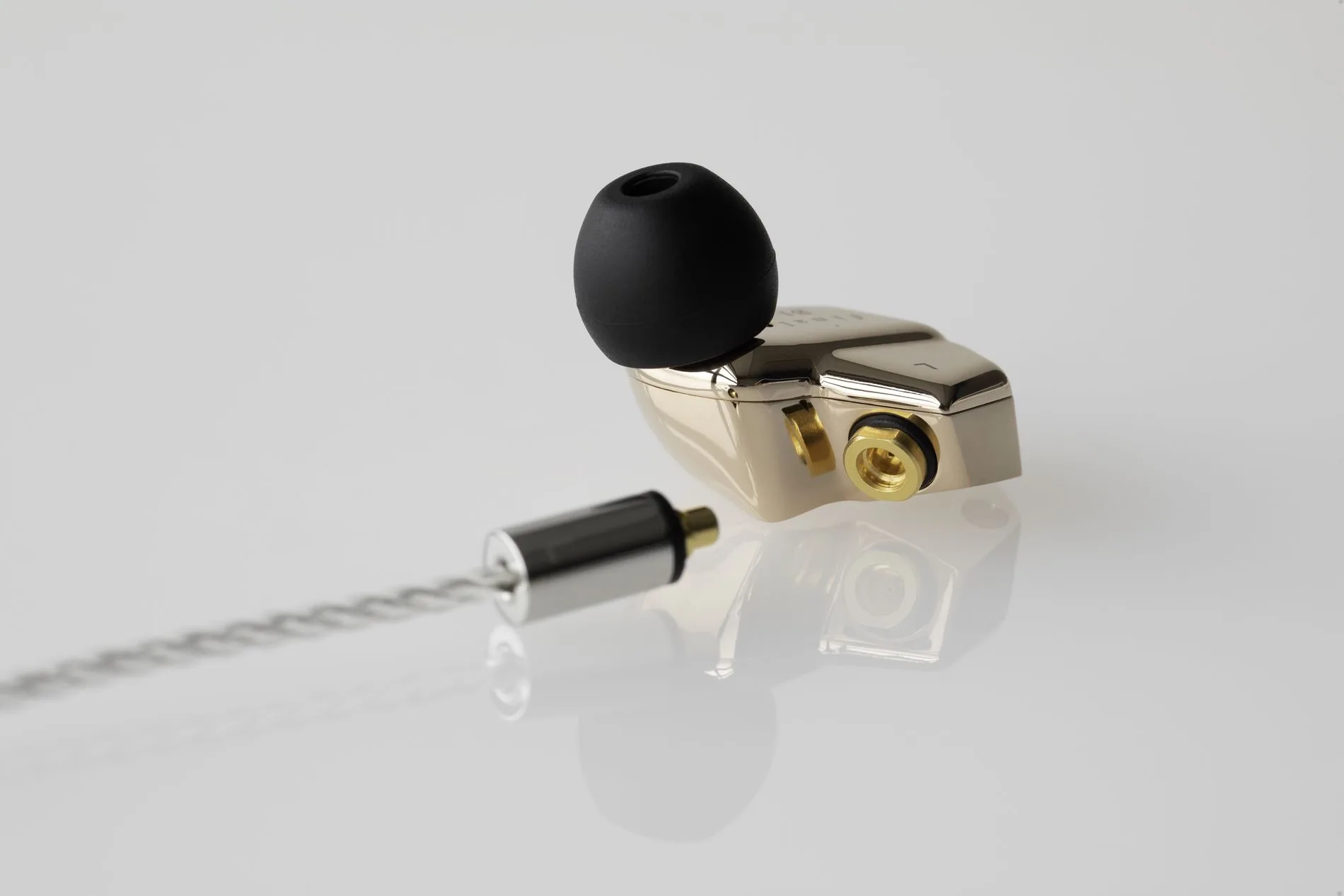 Final Audio B1 Écouteurs intra-auriculaires