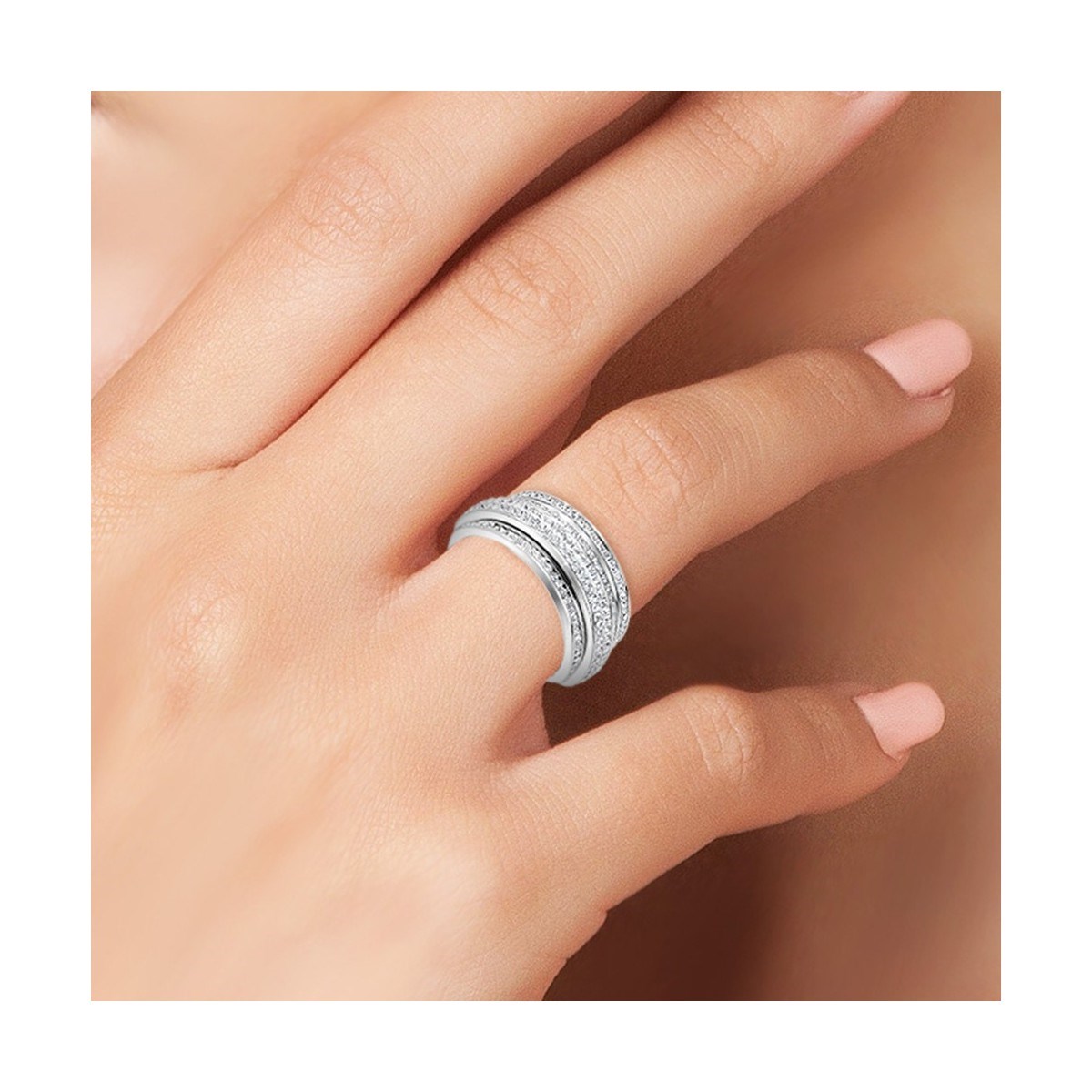 Bague SC Crystal en acier ornées de cristaux scintillants