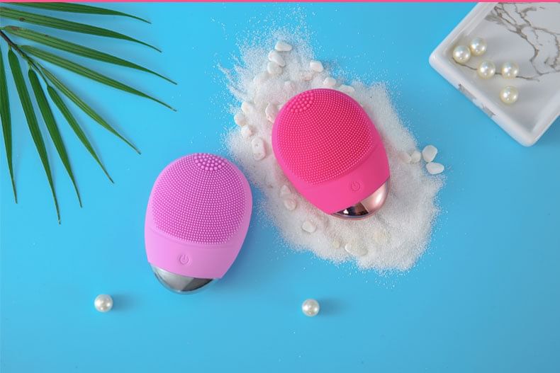 Beautyronics - USB oplaadbare siliconen gezichtsreinigingspad