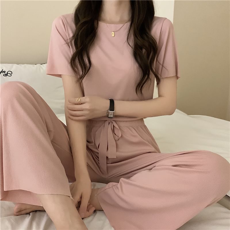 Closette - effen pyjamaset met korte mouwen