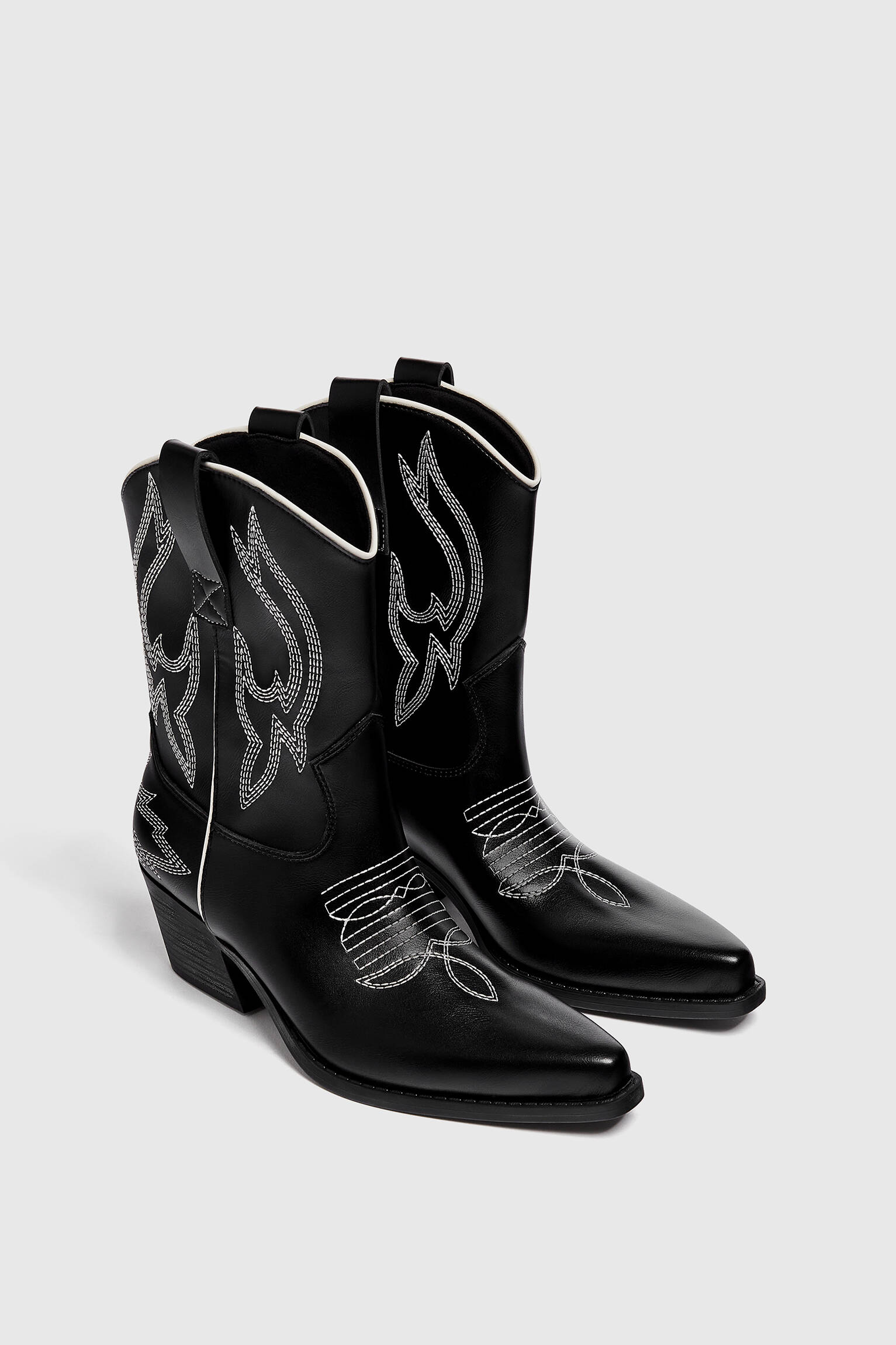 BOTA DE COWBOY - PRETA