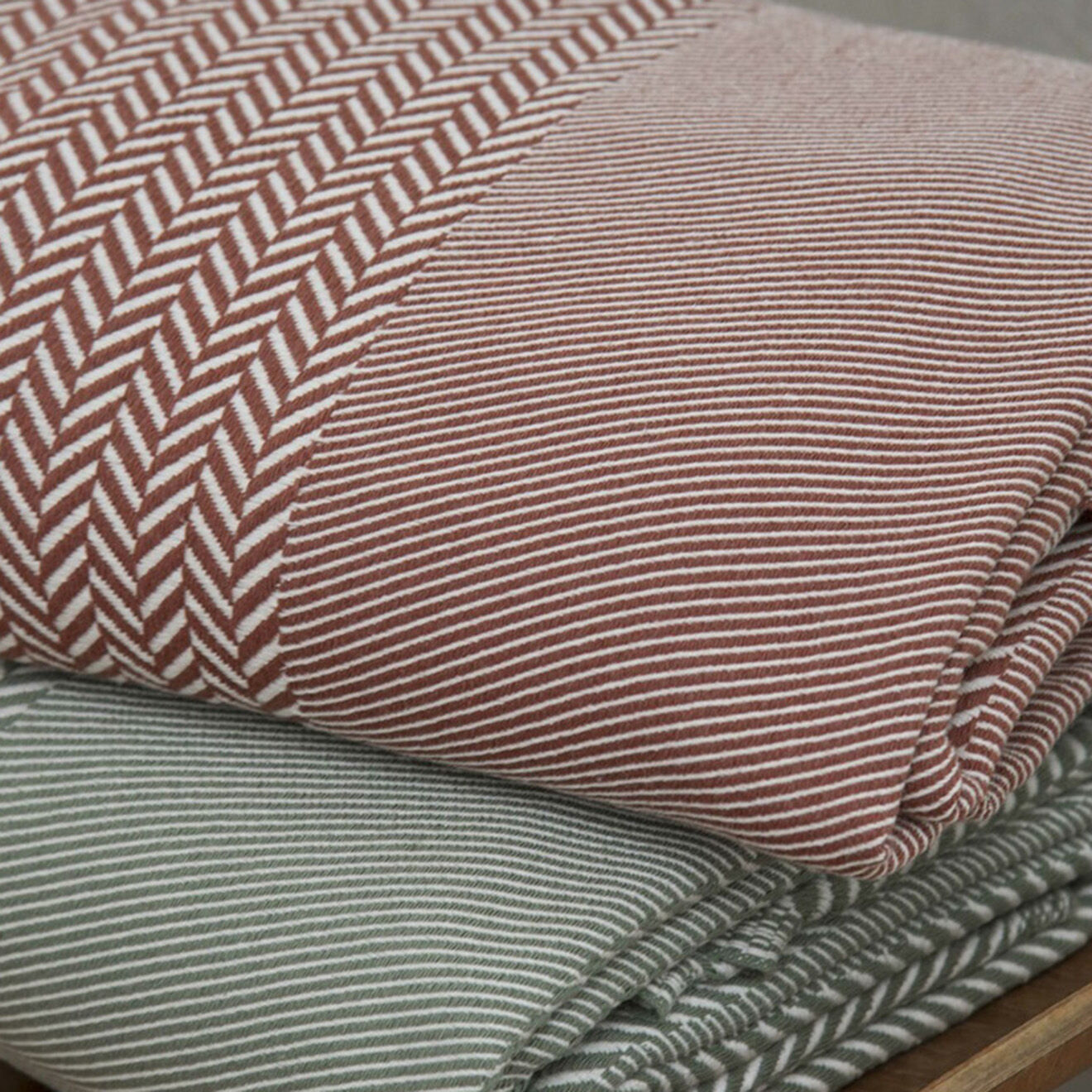 Febronie Plaid Oslo rouge