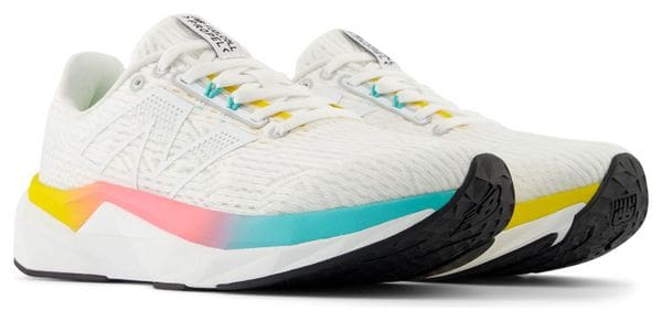 Chaussures Running New Balance FuelCell Propel v5 Blanc/Multicolore Femme