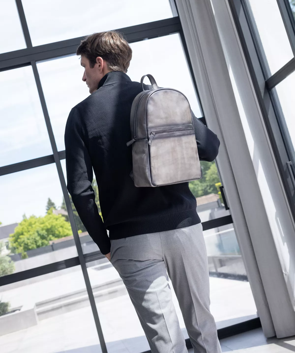 Sac à Dos en Cuir Patiné Gris