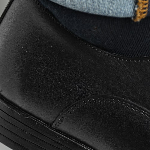 Chaussures 25162 Black Antique Leather