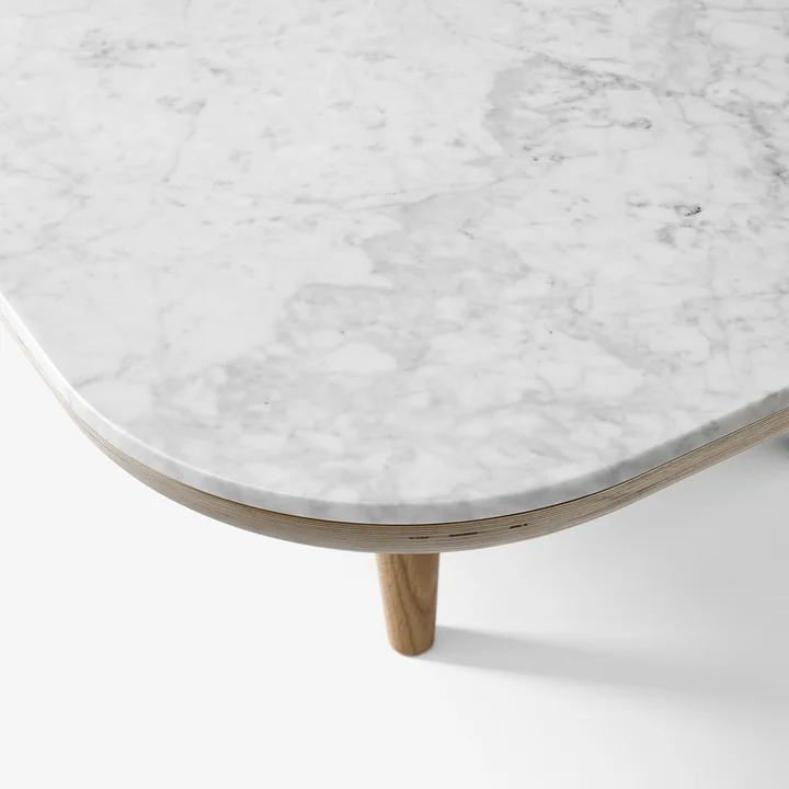 &Tradition - Fly Couchtisch SC4, 80 x 80 cm, Eiche weiss/ Marmor Bianco Carrara