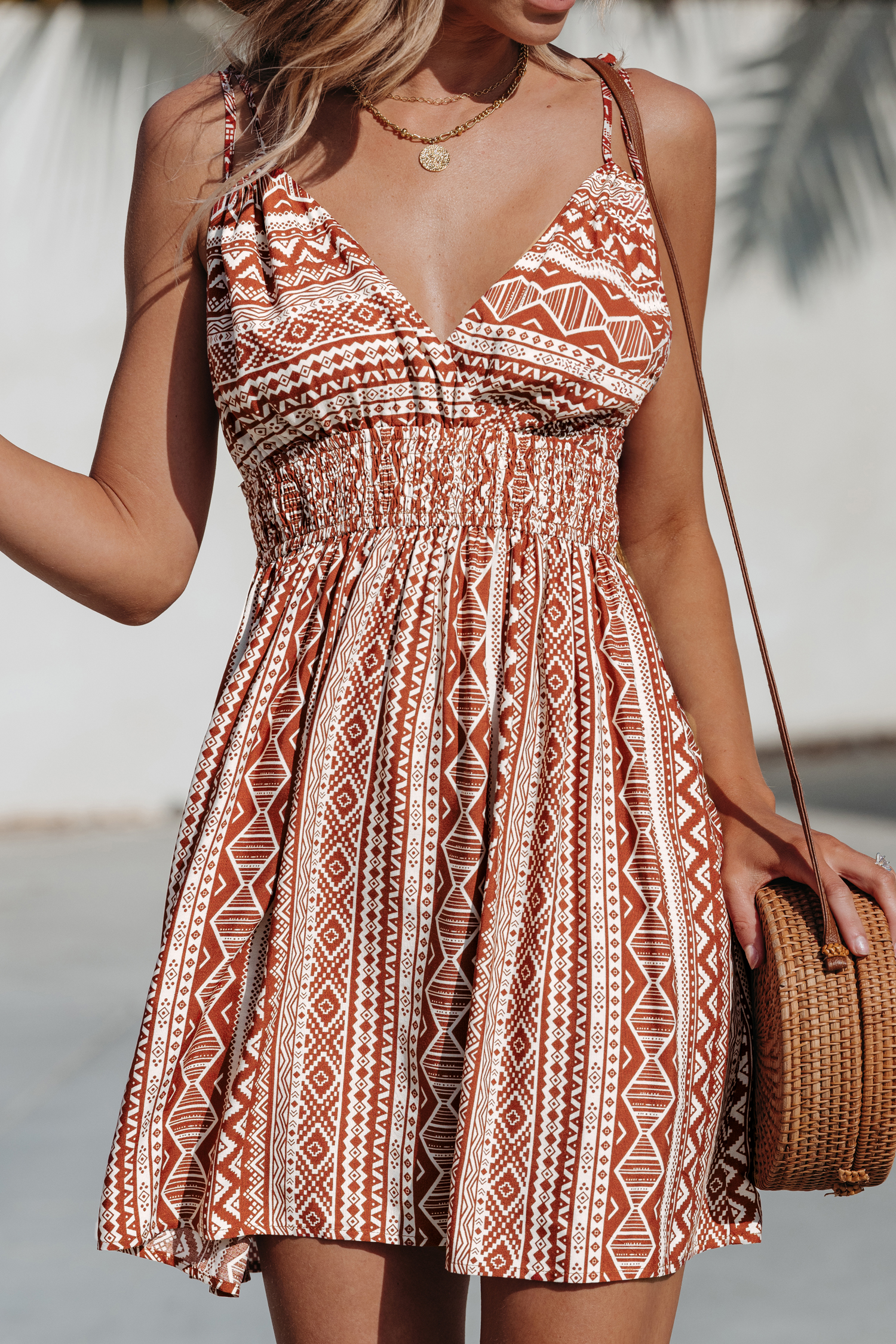 Robe mini Boho à épaules nouées et à cœur sucré