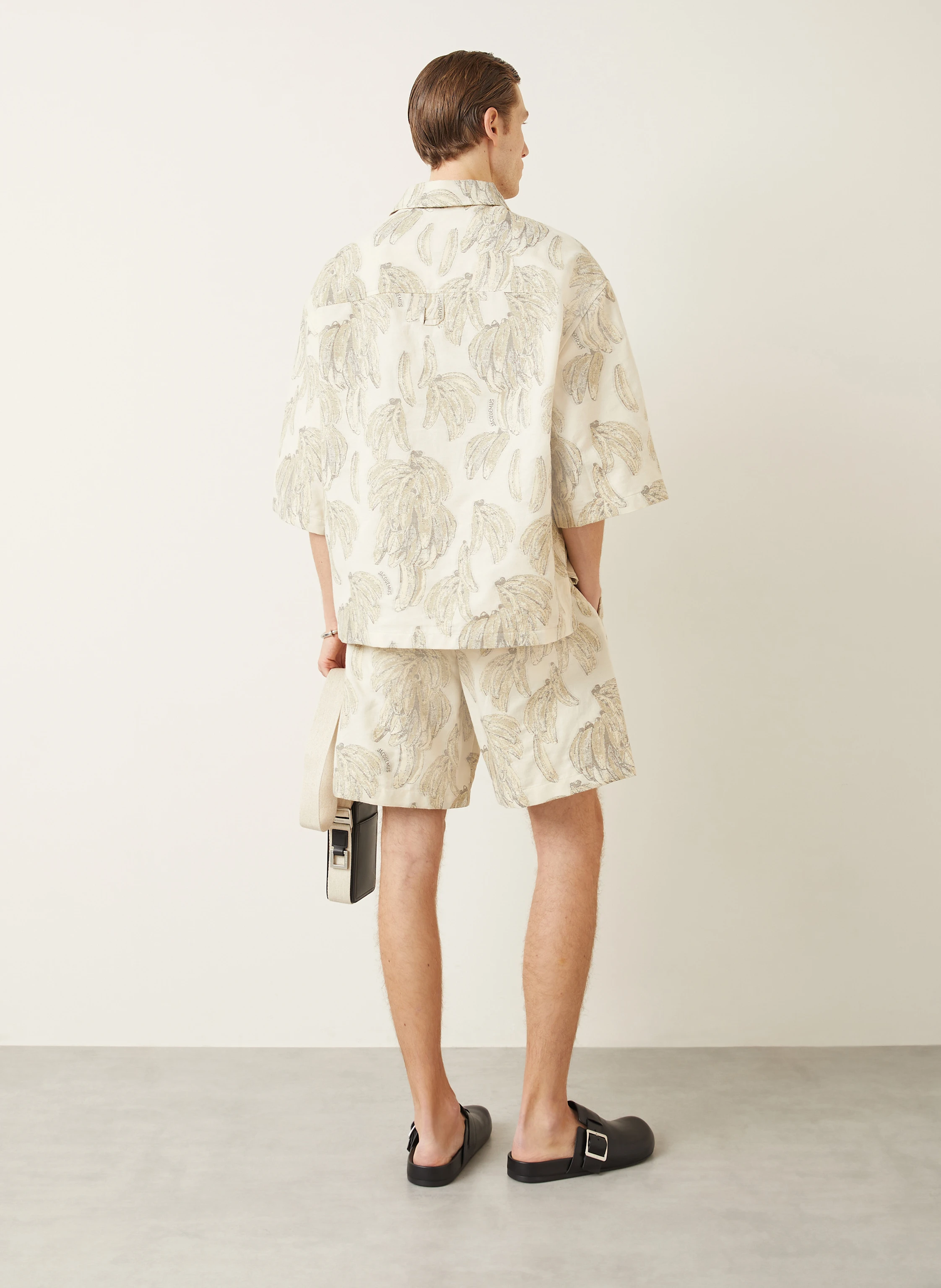 JACQUEMUS Shorts LE SHORT ALOE