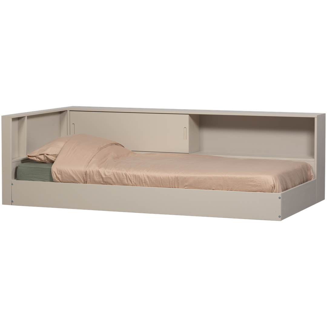 WOOOD   Carter Hoek Bed