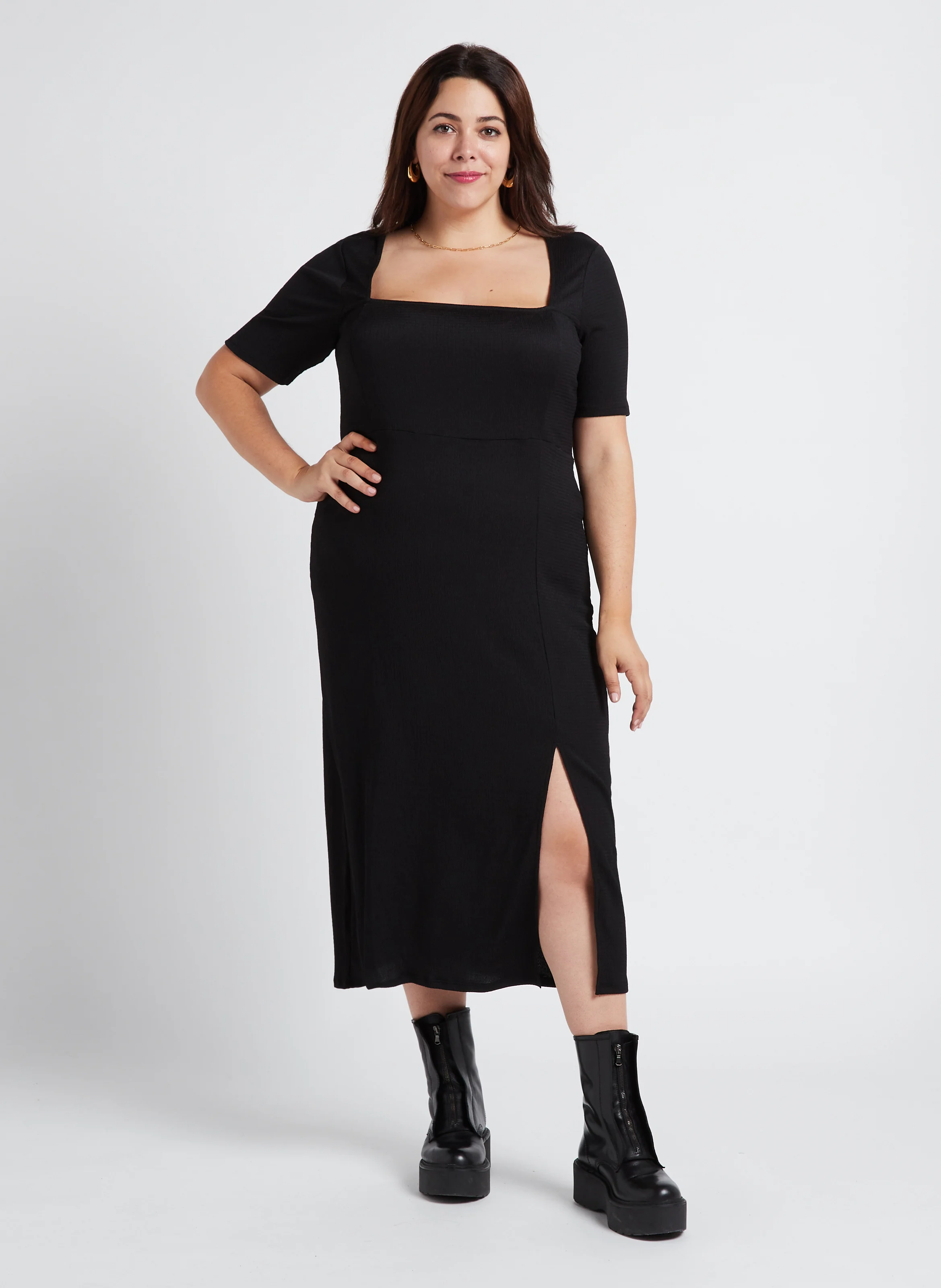 Robe midi col carré| Noir