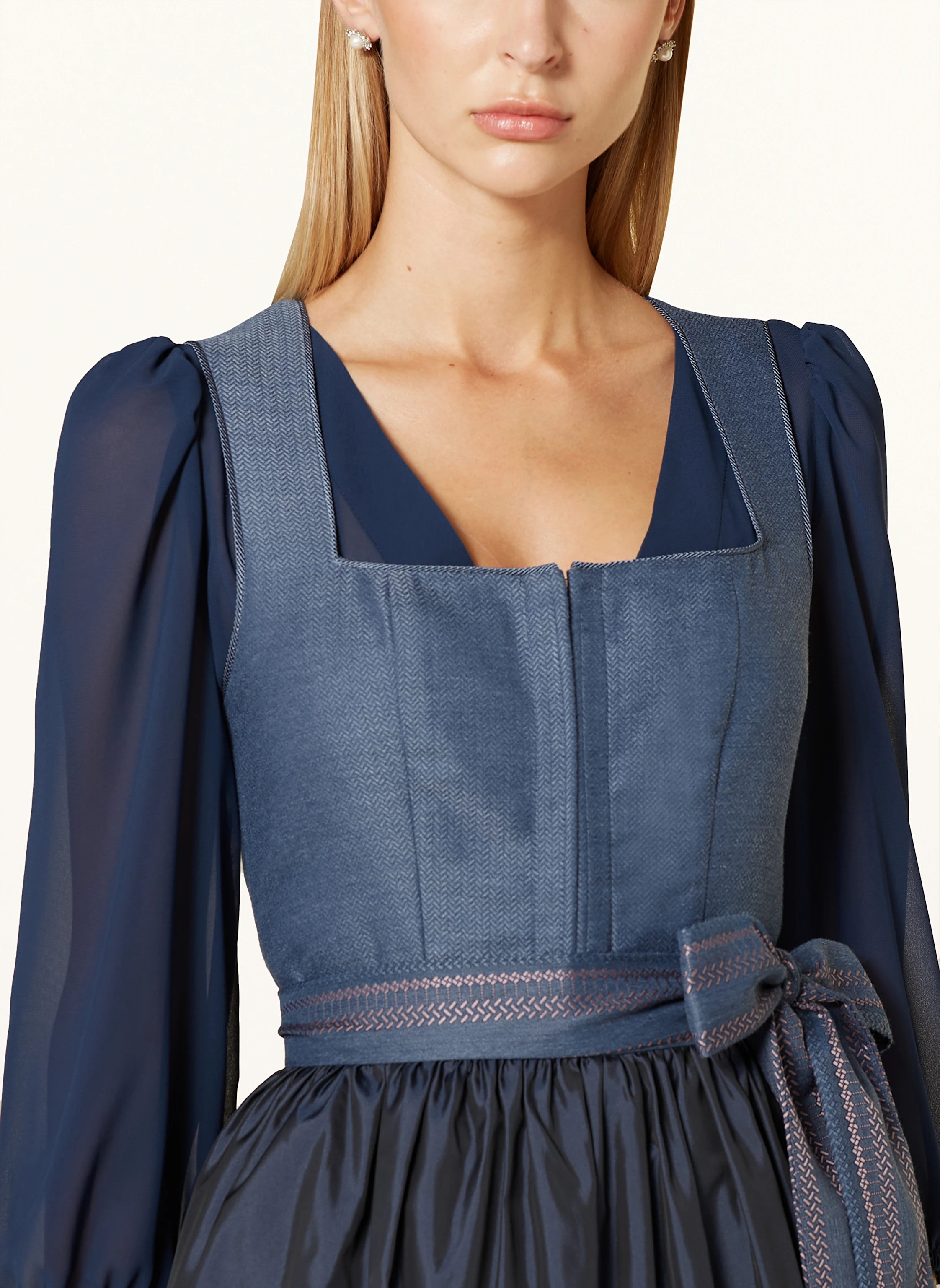 AlpenHERZ Dirndlbluse LOU