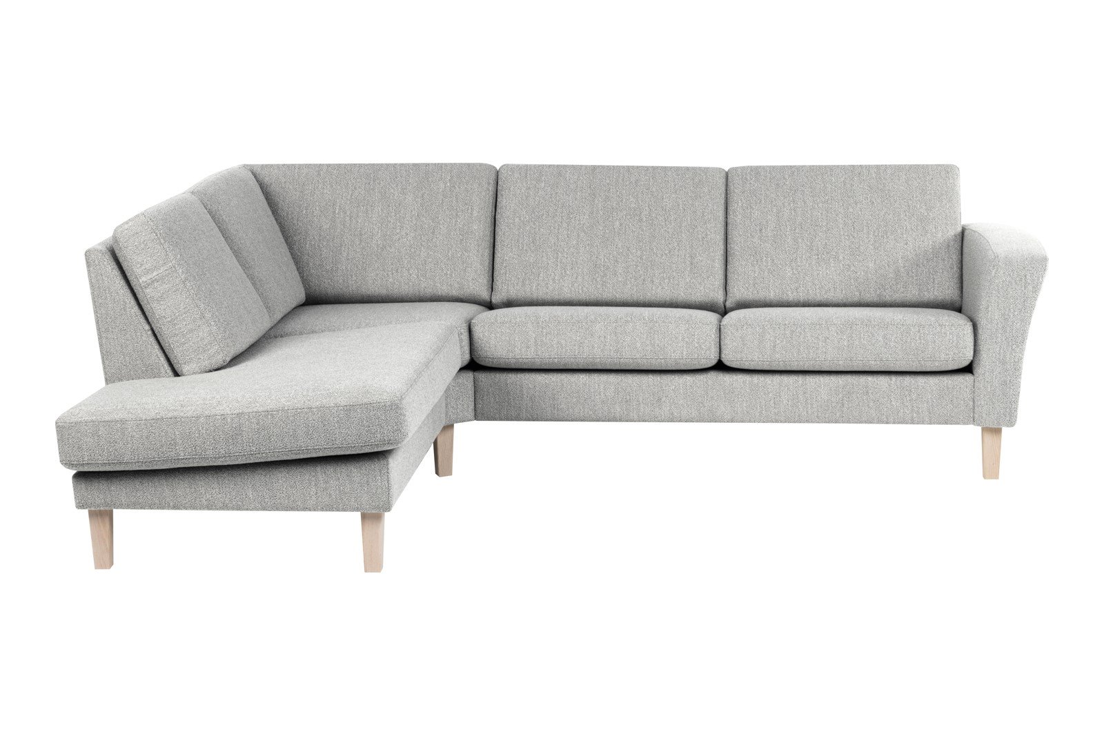 Slogen hjørnesofa Oppsett AV. 2,5-seter med åpen ende venstre. Tekstil Viva Silver med standard ryggpute. Vange A og hvitpigmentert ben 178.