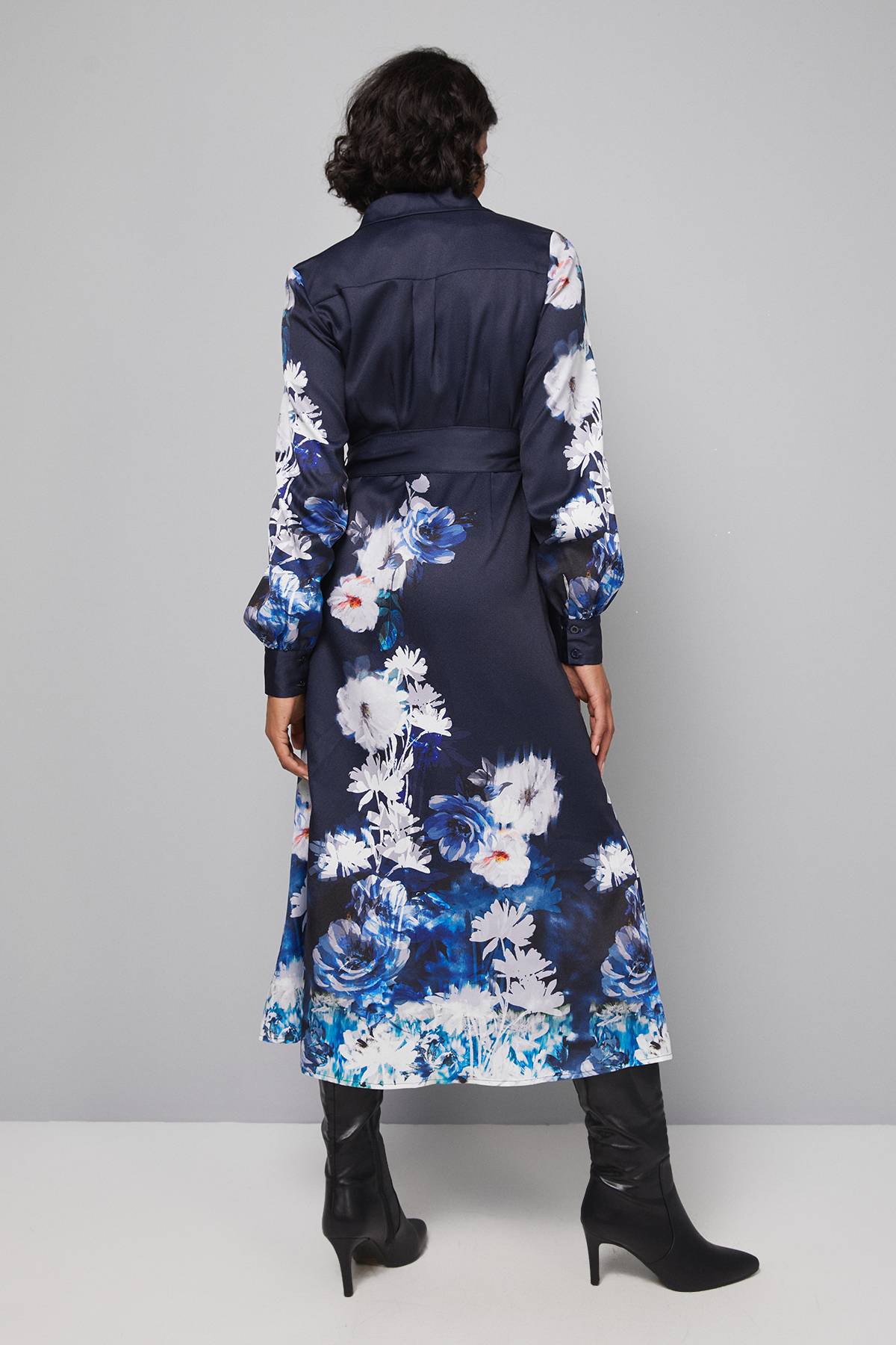 Wallis Robe Chemise Midi Florale Avec Dos Noué