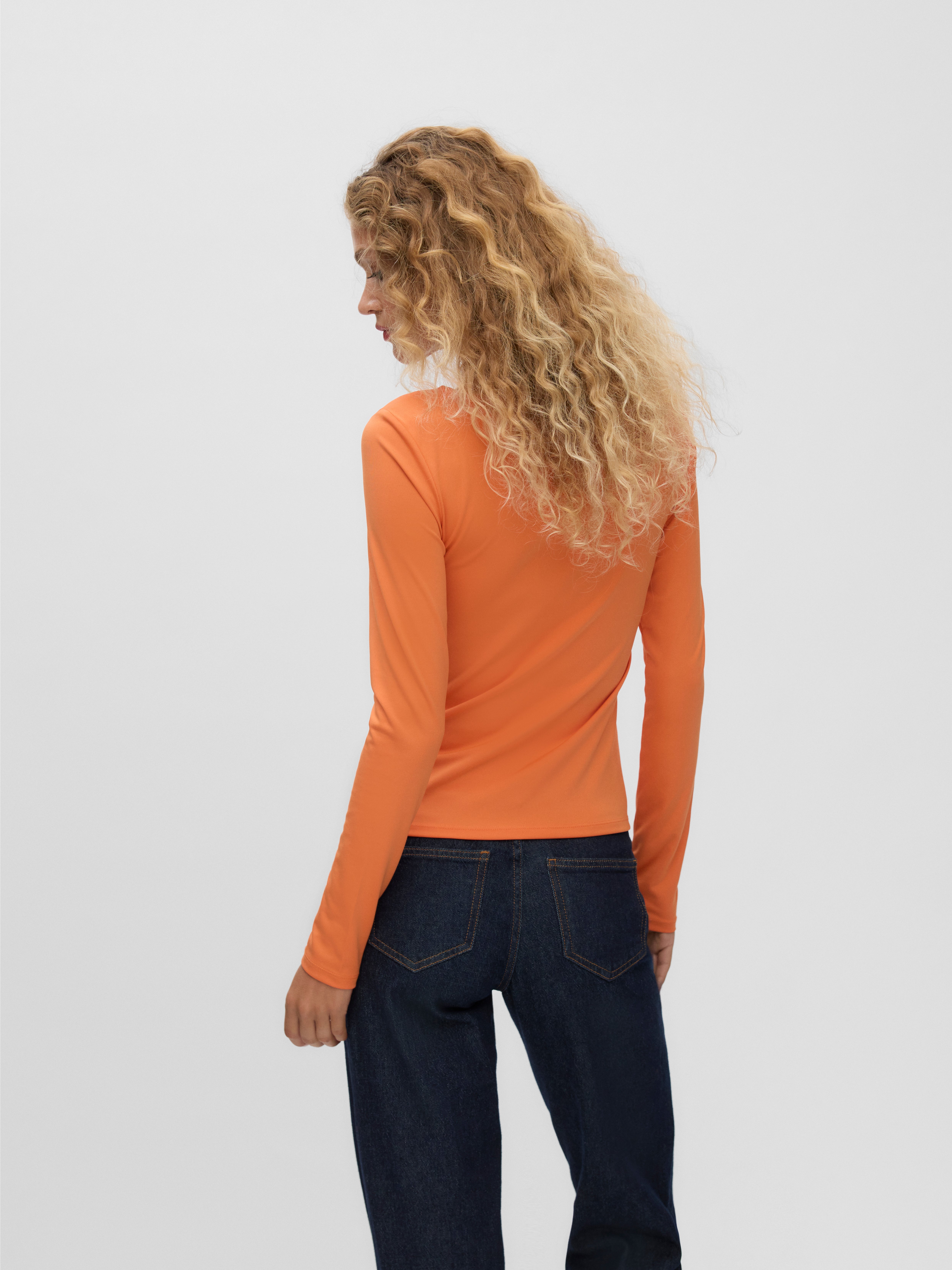 VMLIVA Top
