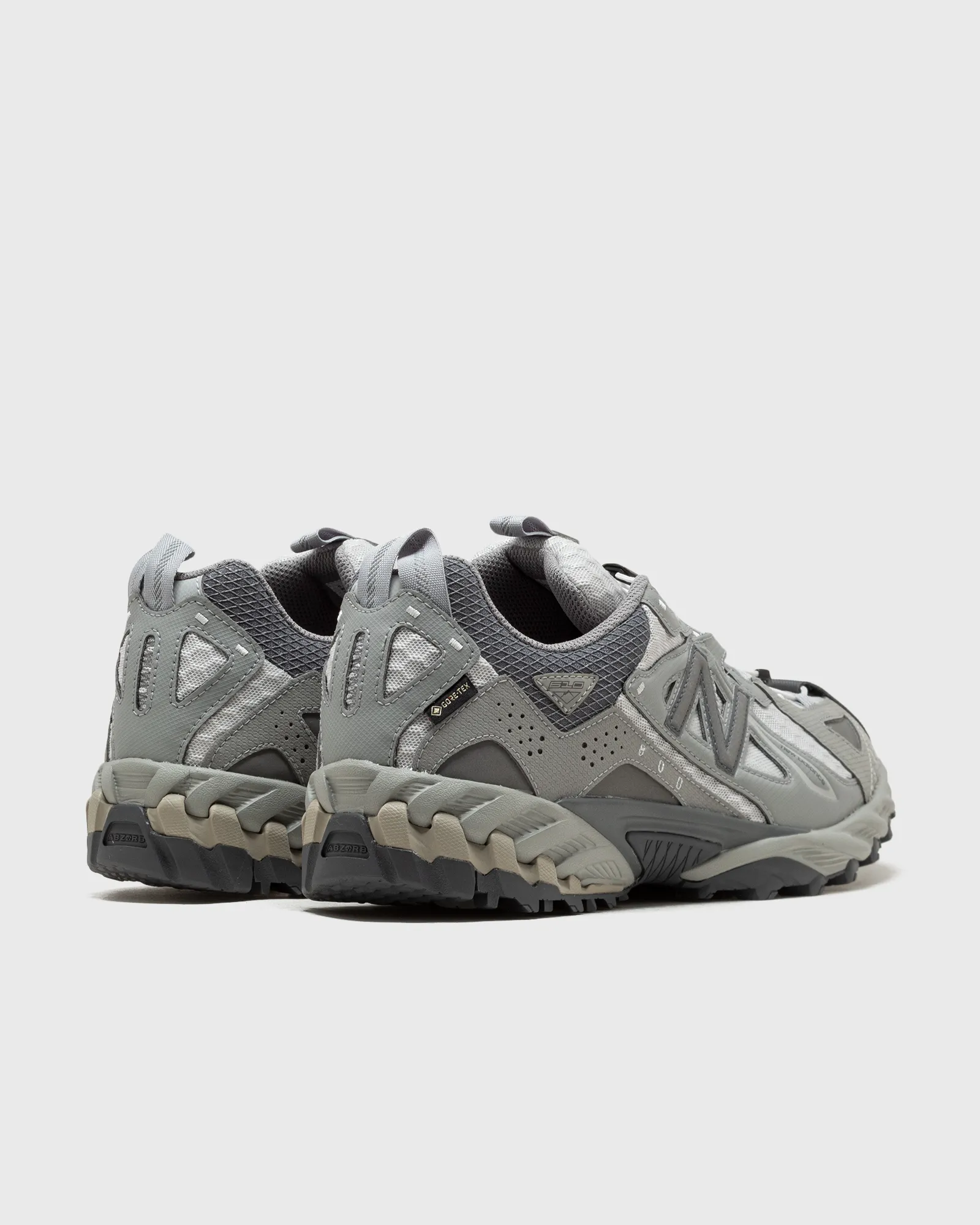 New Balance 610V1 GORE-TEX