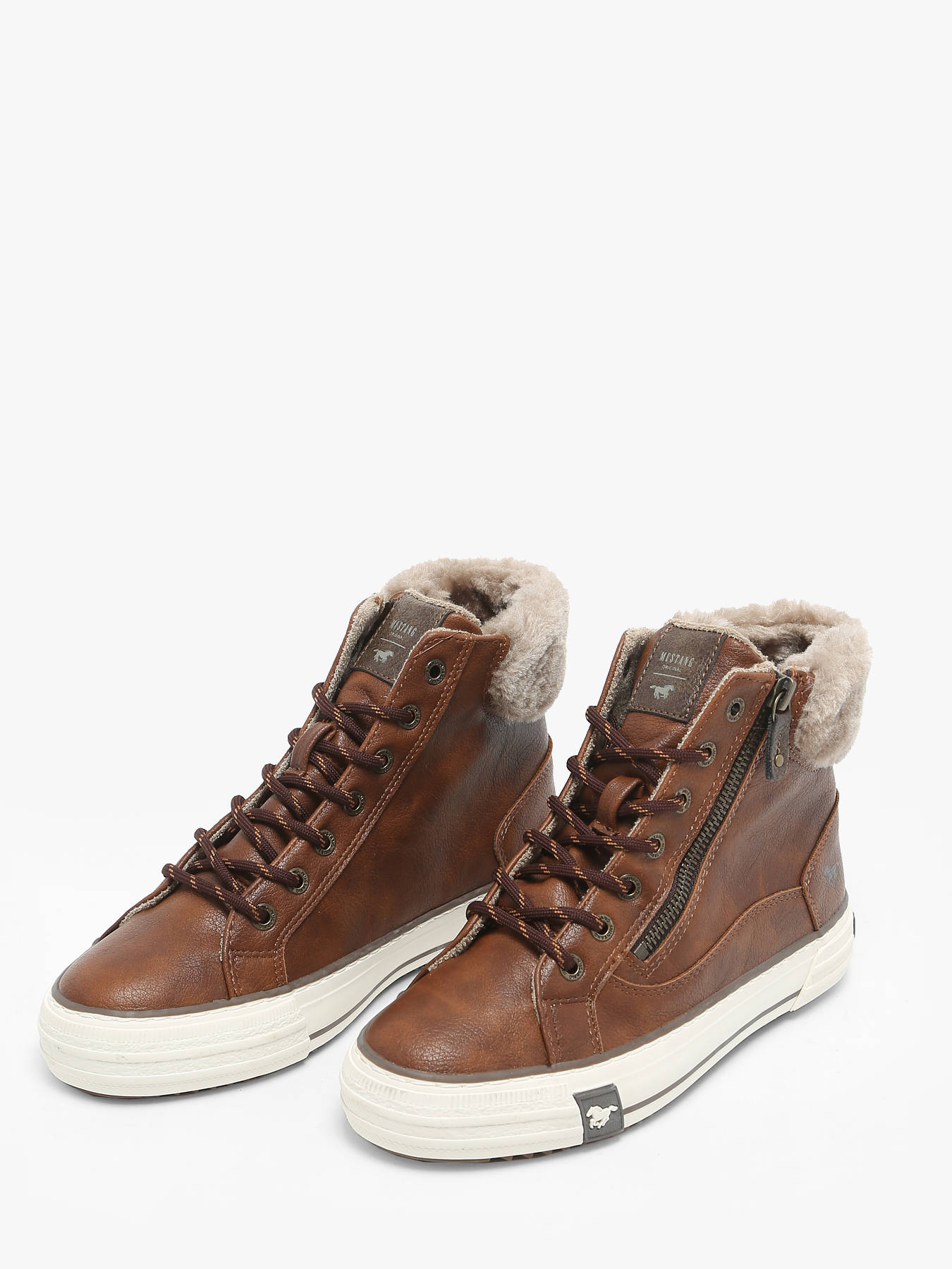 Sneakers MUSTANG