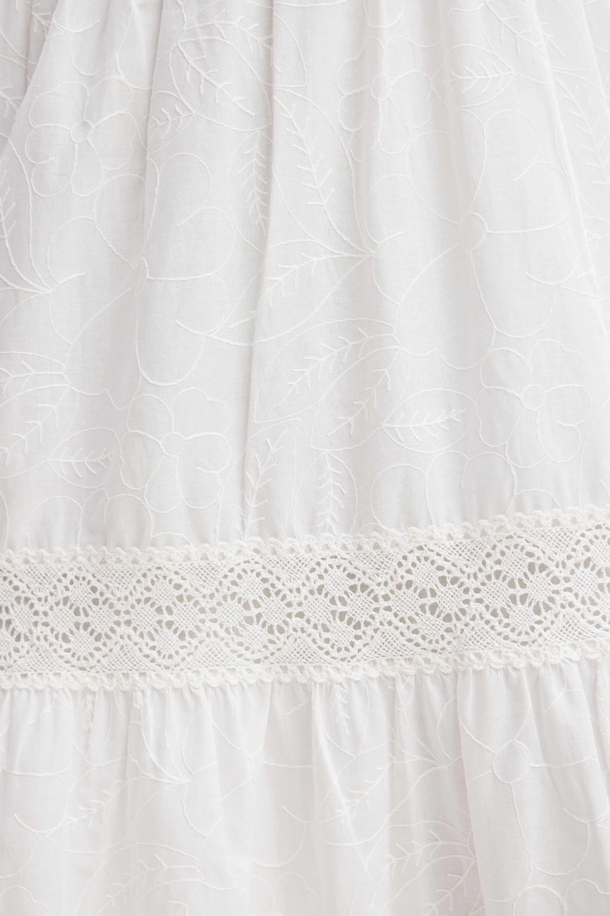 Robe longue bretelles broderie