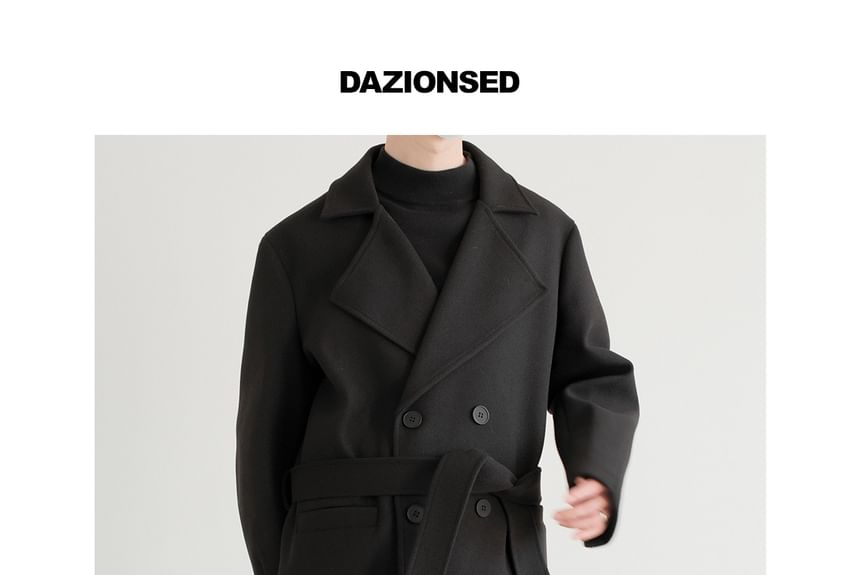 DAZO Studios - Lange jas met reverskraag, dubbele rij knopen en riem
